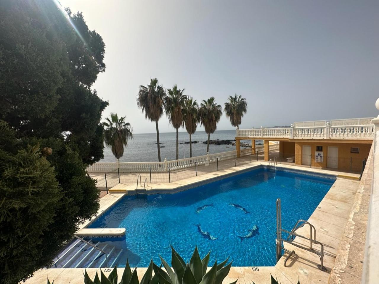 La Perla Beach Benalmádena Exterior photo