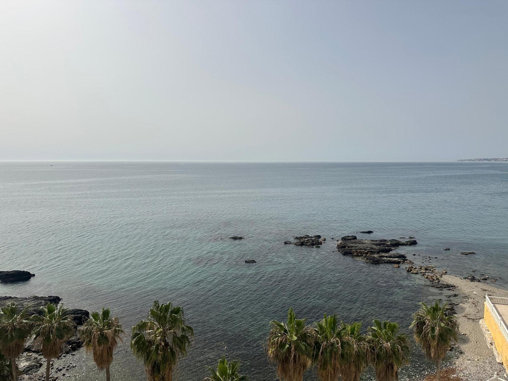 La Perla Beach Benalmádena Exterior photo